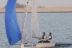 2_20091207_1810404872