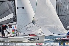 IZI Racing - Nautica 450 - Czarter na regaty